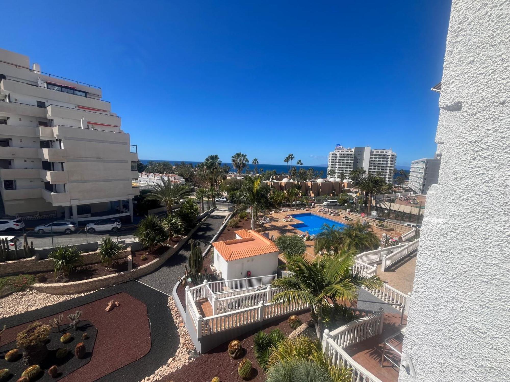 Borinquen Sky Apartments Playa de las Americas  Exterior photo